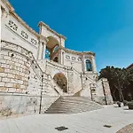 Domus Deiana Apartment *