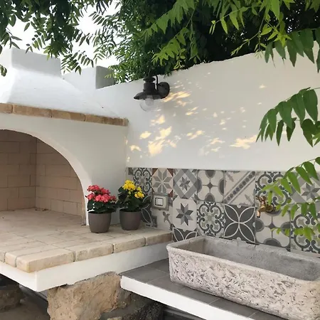 Domus Deiana * San Giovanni Suèrgiu